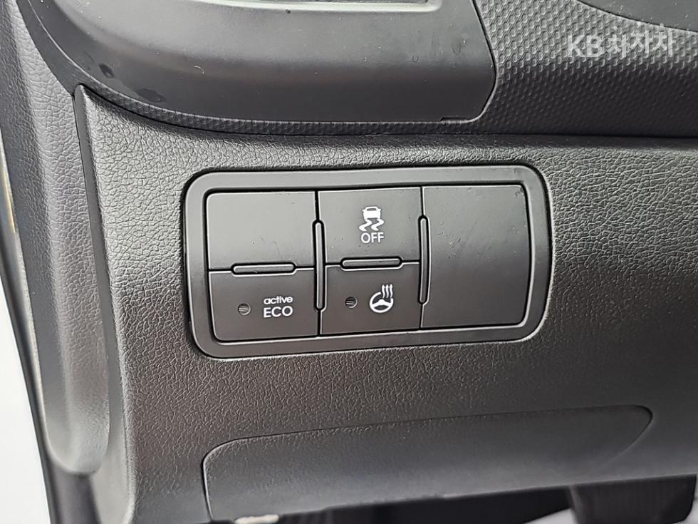Hyundai Accent — miniaturë 16