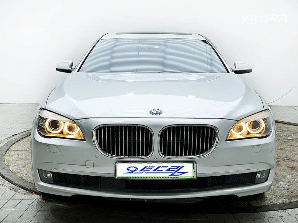 بي إم دبليو 7-Series