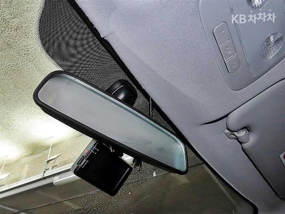 Hyundai Starex — miniaturë 15