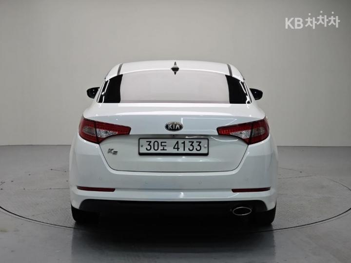 Kia K5 — miniaturë 3