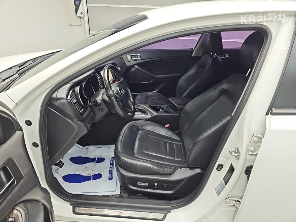 Kia K5 — miniaturë 11