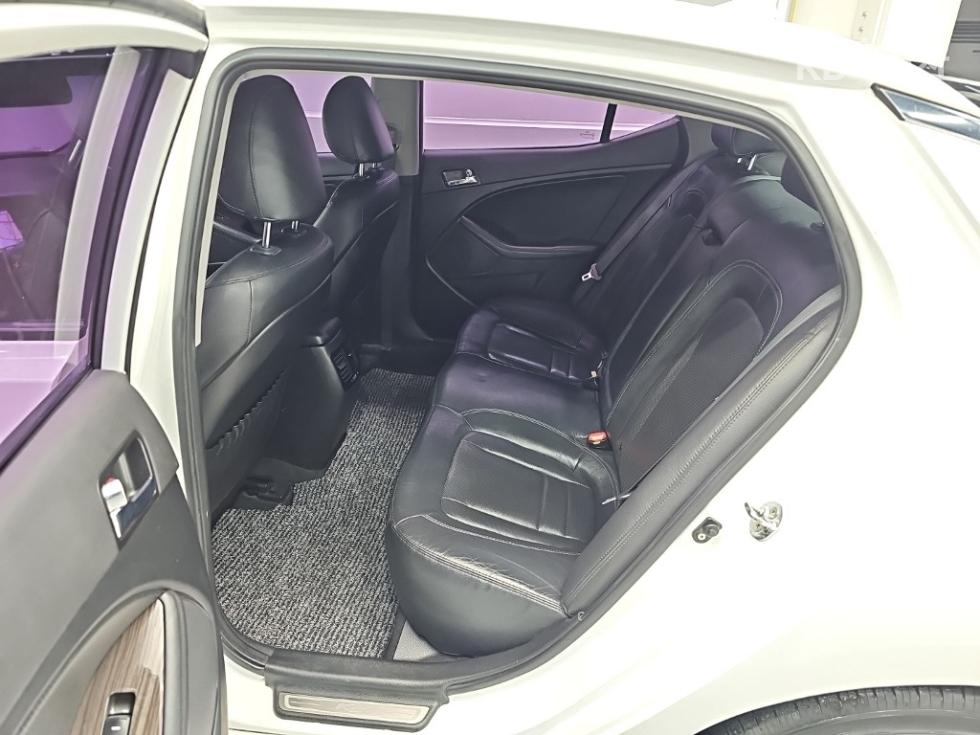 Kia K5 — miniaturë 12