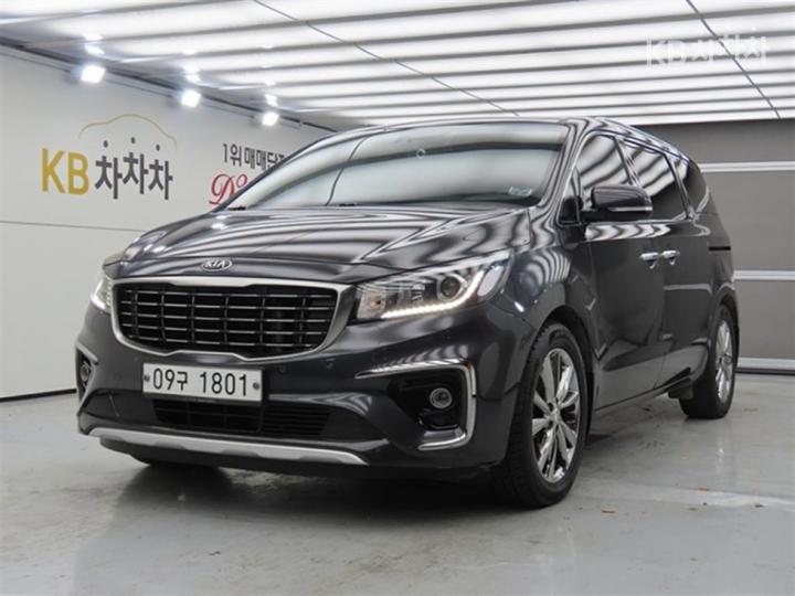 Kia Carnival 9인승 2.2 디젤 프레스티지 — foto 1