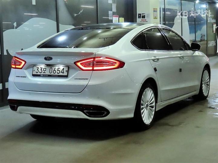 Ford Mondeo — miniaturë 4