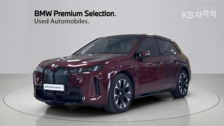 BMW iX xDrive 45 M Sport 퍼스트에디션 — foto 1