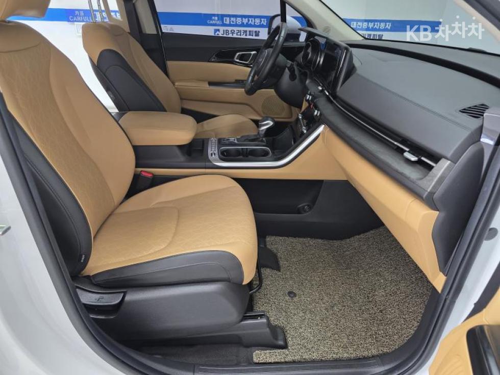 Kia Carnival — miniaturë 14