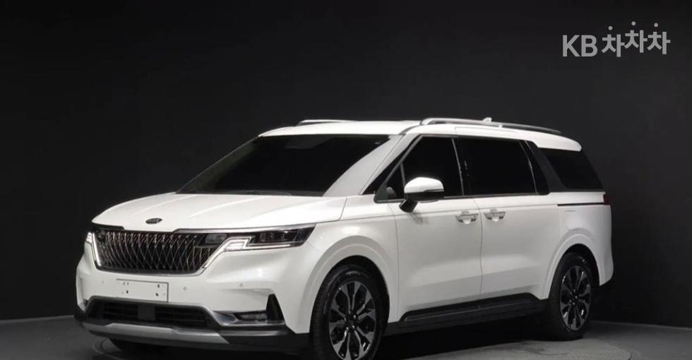 Kia Carnival — miniaturë 2