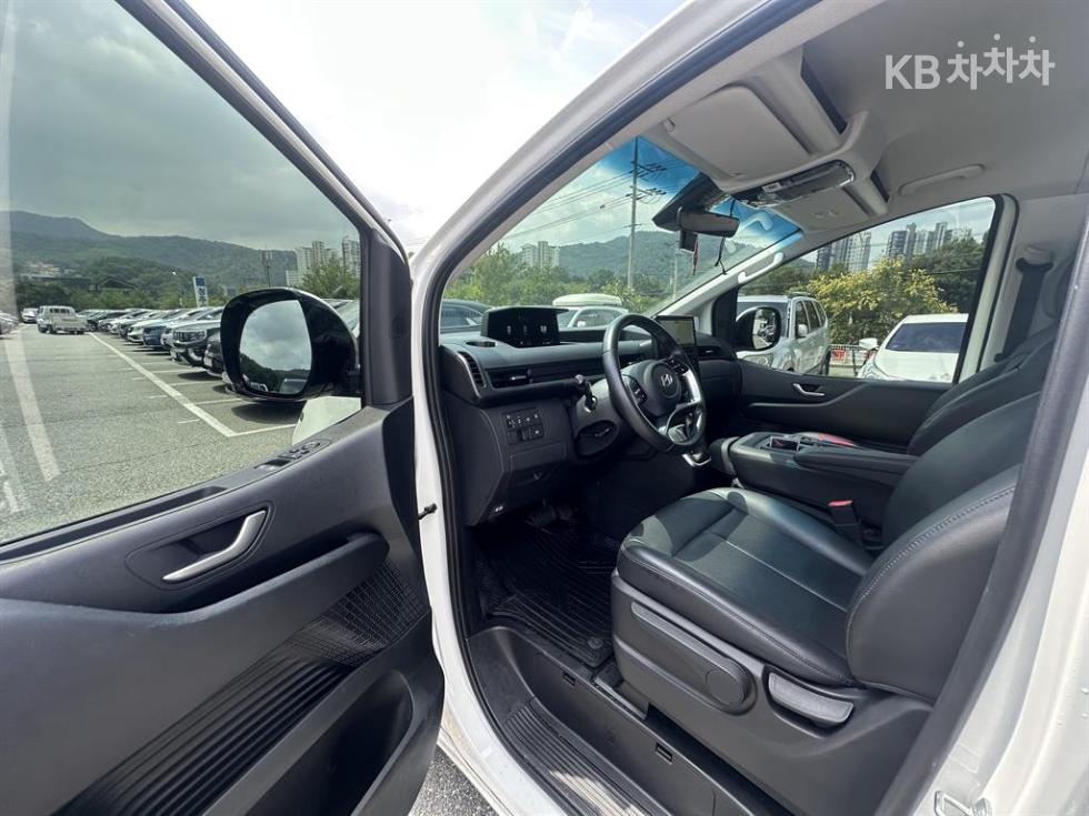 Hyundai Staria — miniaturë 5