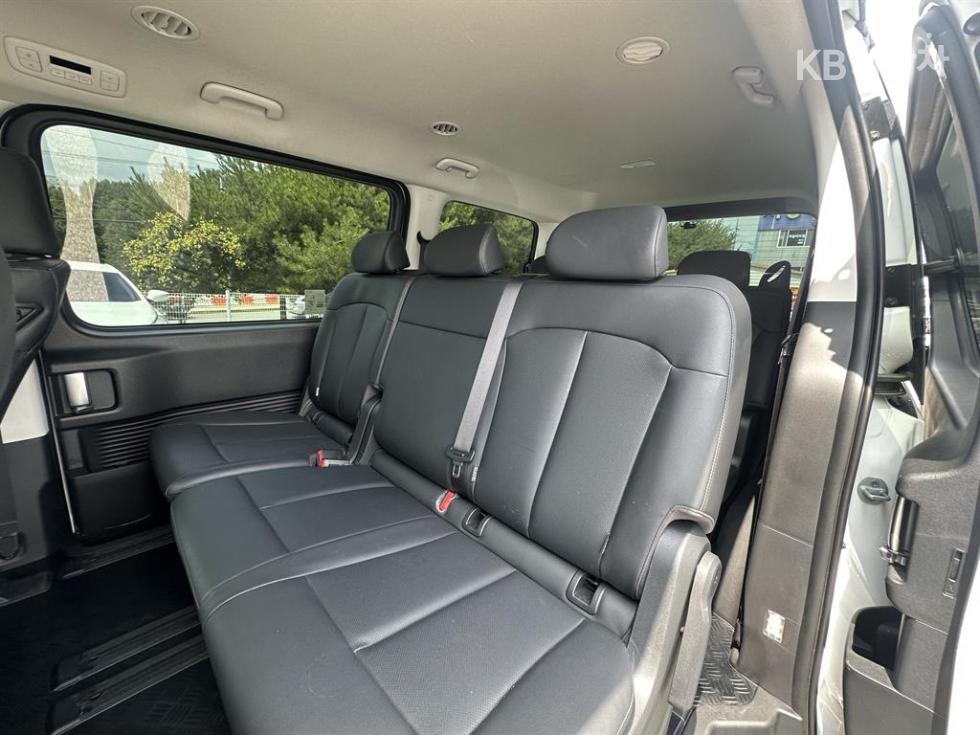 Hyundai Staria — miniaturë 12