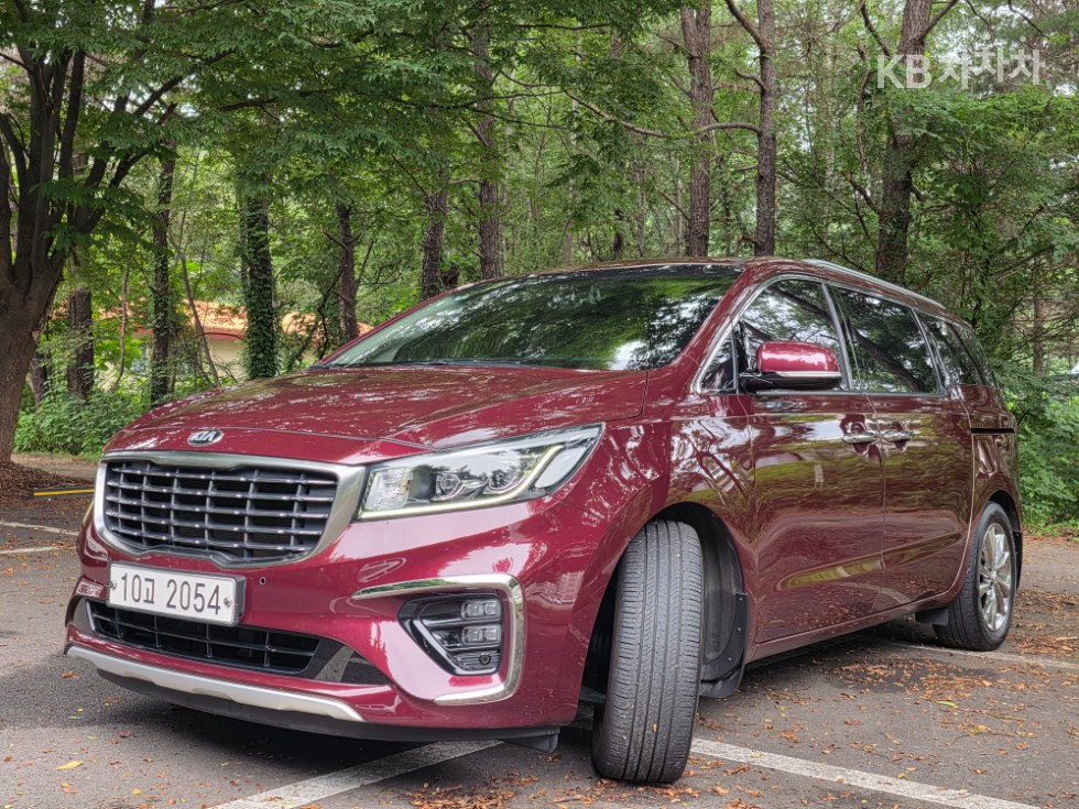 Kia Carnival — miniaturë 18