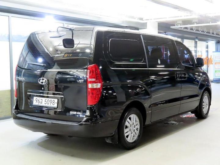 Hyundai Starex — miniaturë 4