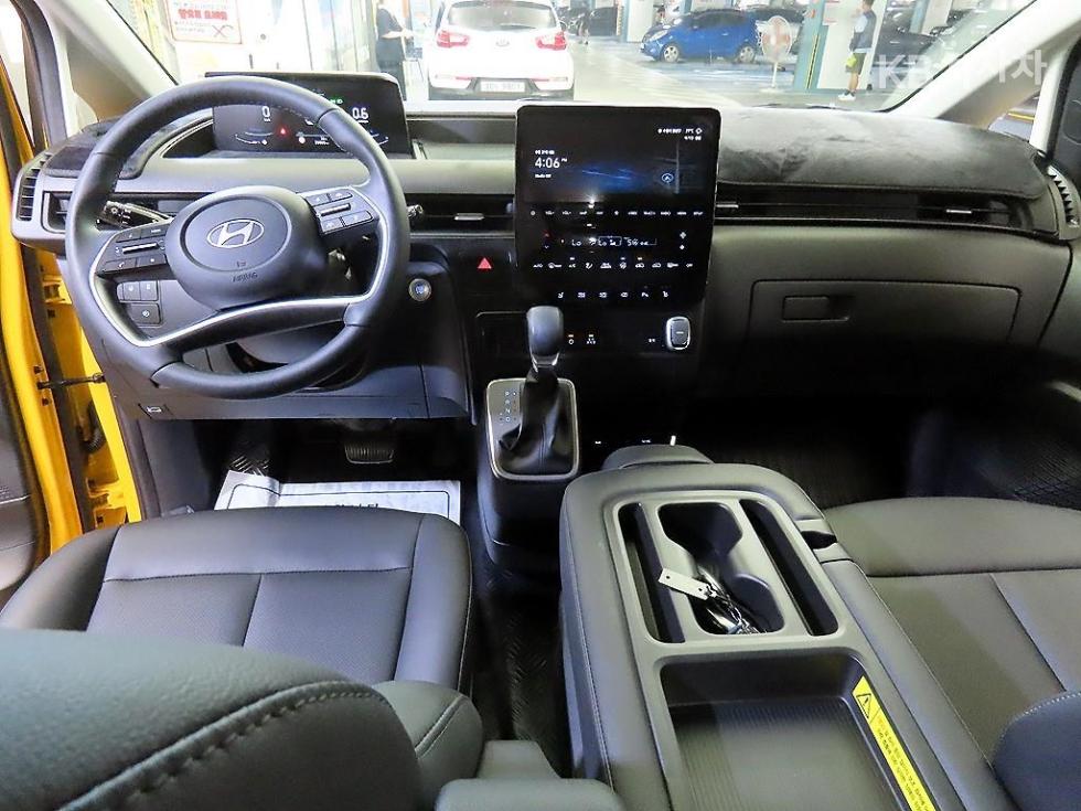 Hyundai Staria — miniaturë 11
