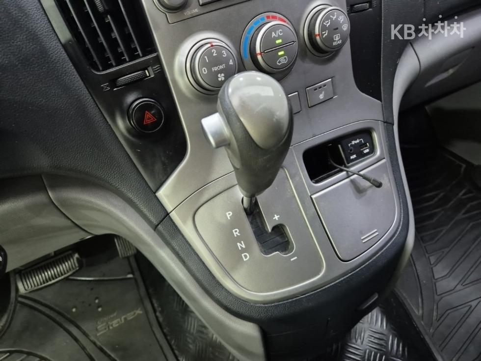 Hyundai Starex — miniaturë 8