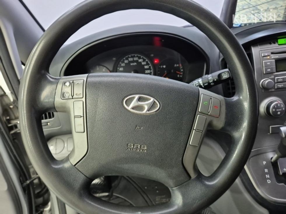 Hyundai Starex — miniaturë 9