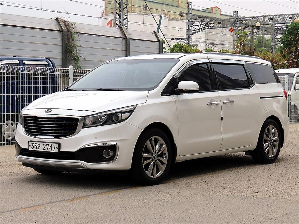 Kia Carnival — miniaturë 2