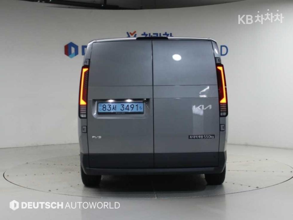 Kia PV5 — miniaturë 4
