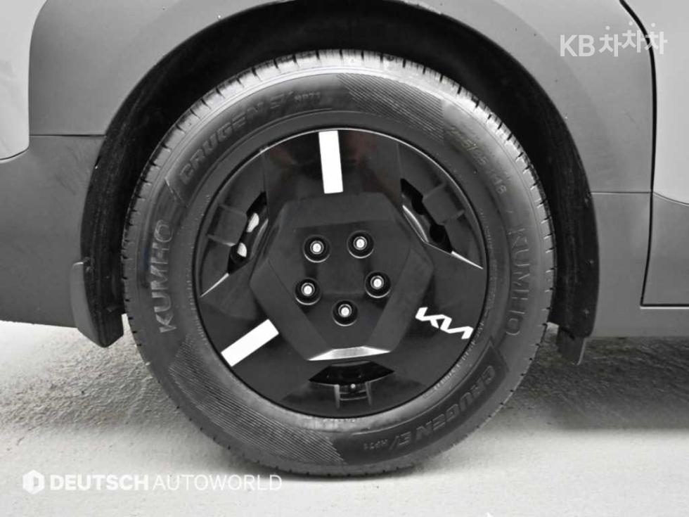 Kia PV5 — miniaturë 5