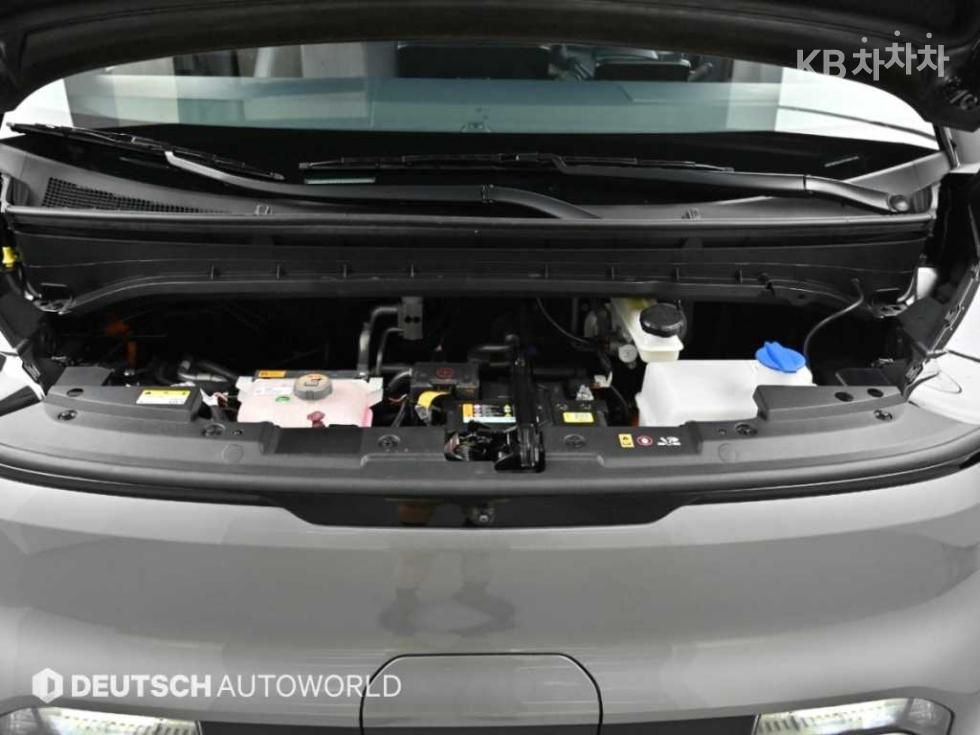 Kia PV5 — miniaturë 6