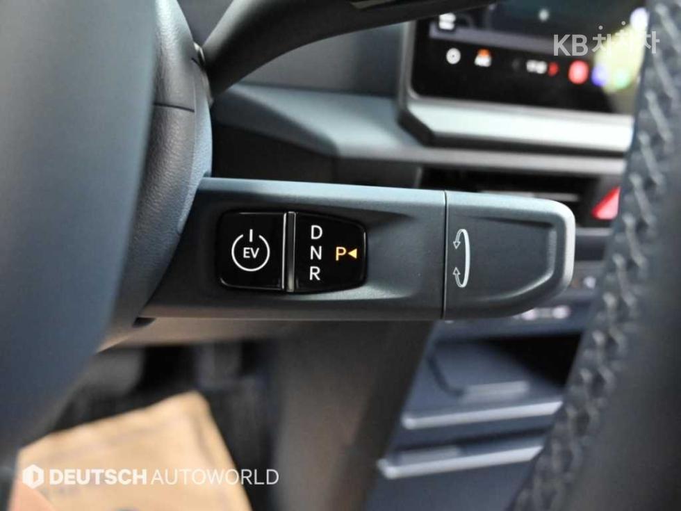 Kia PV5 — miniaturë 9