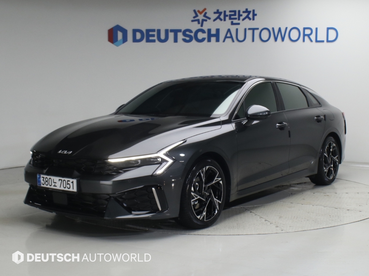 Kia K5