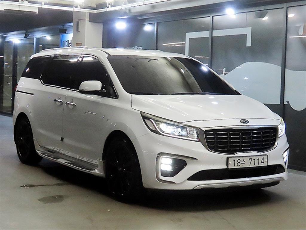 Kia Карнивал