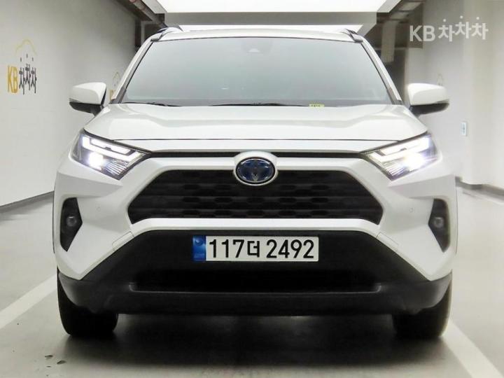 Toyota RAV 4 2.5 하이브리드 2WD 기본형 — foto 1