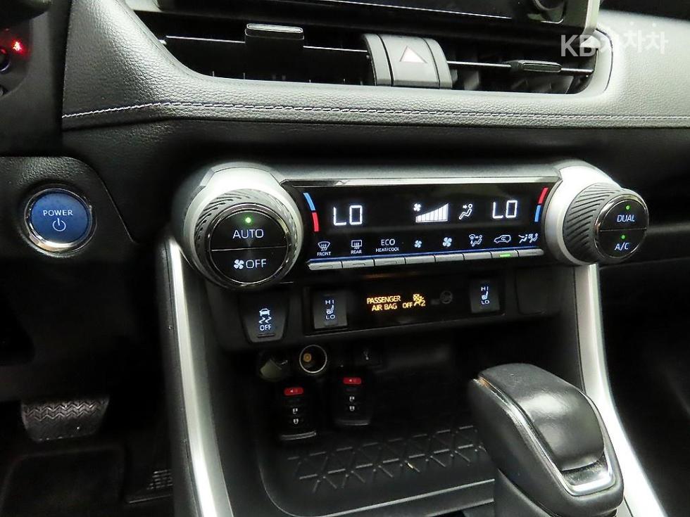 Toyota RAV 4 — miniaturë 15