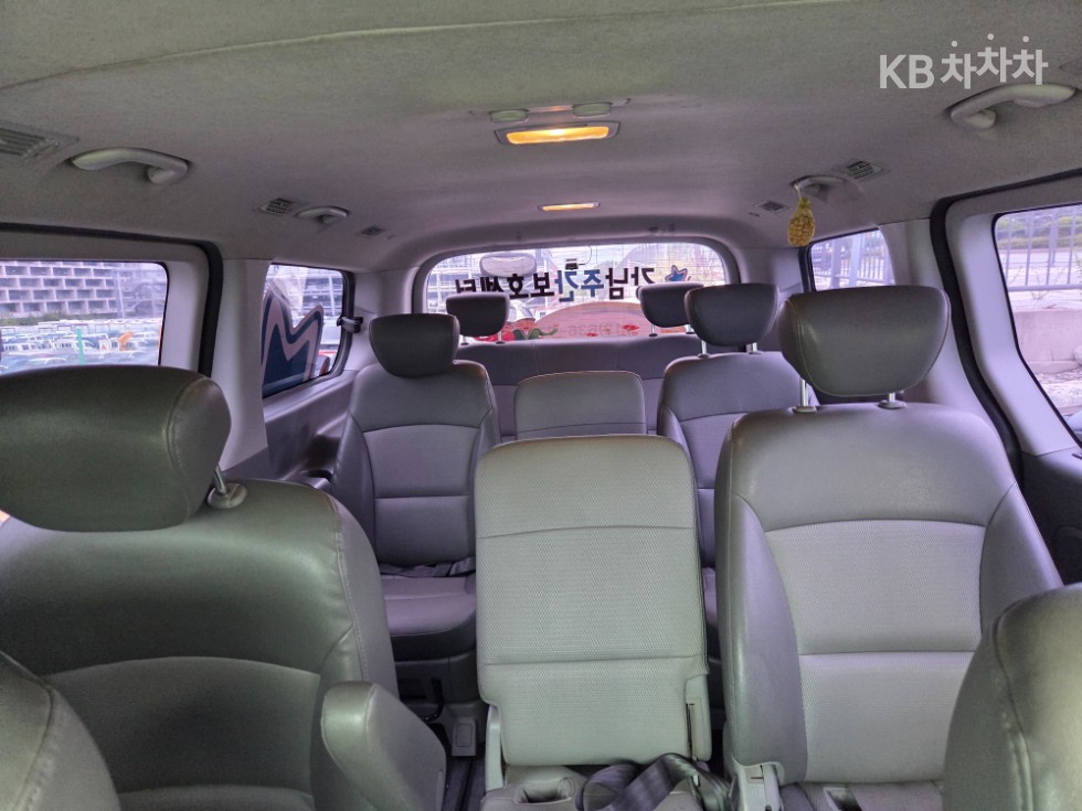 Hyundai Starex — miniaturë 9