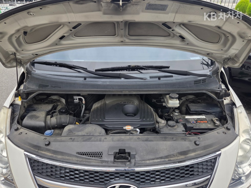 Hyundai Starex — miniaturë 18