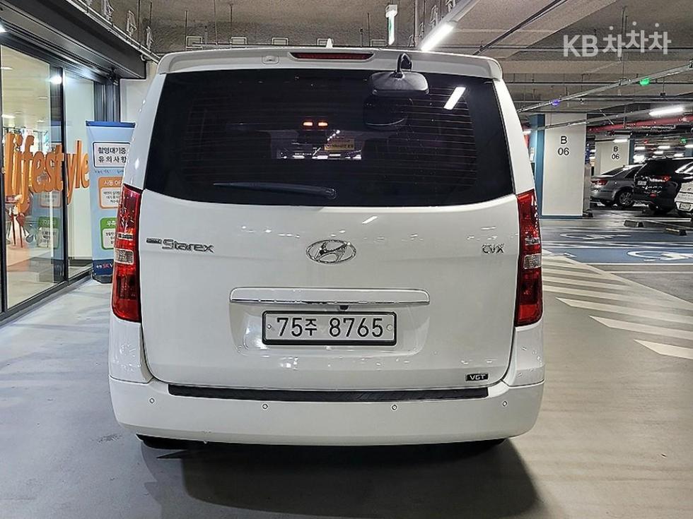 Hyundai Starex — miniaturë 5