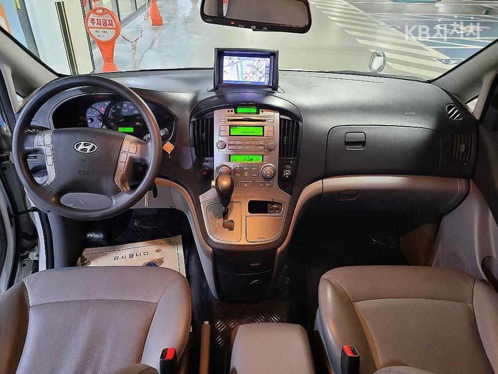 Hyundai Starex — miniaturë 6