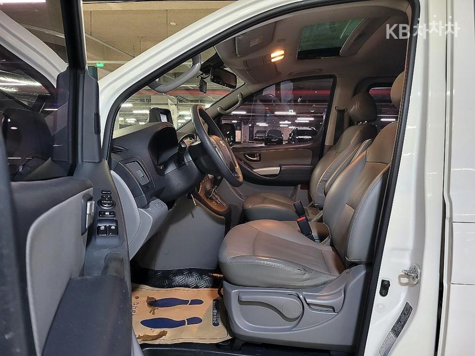 Hyundai Starex — miniaturë 7