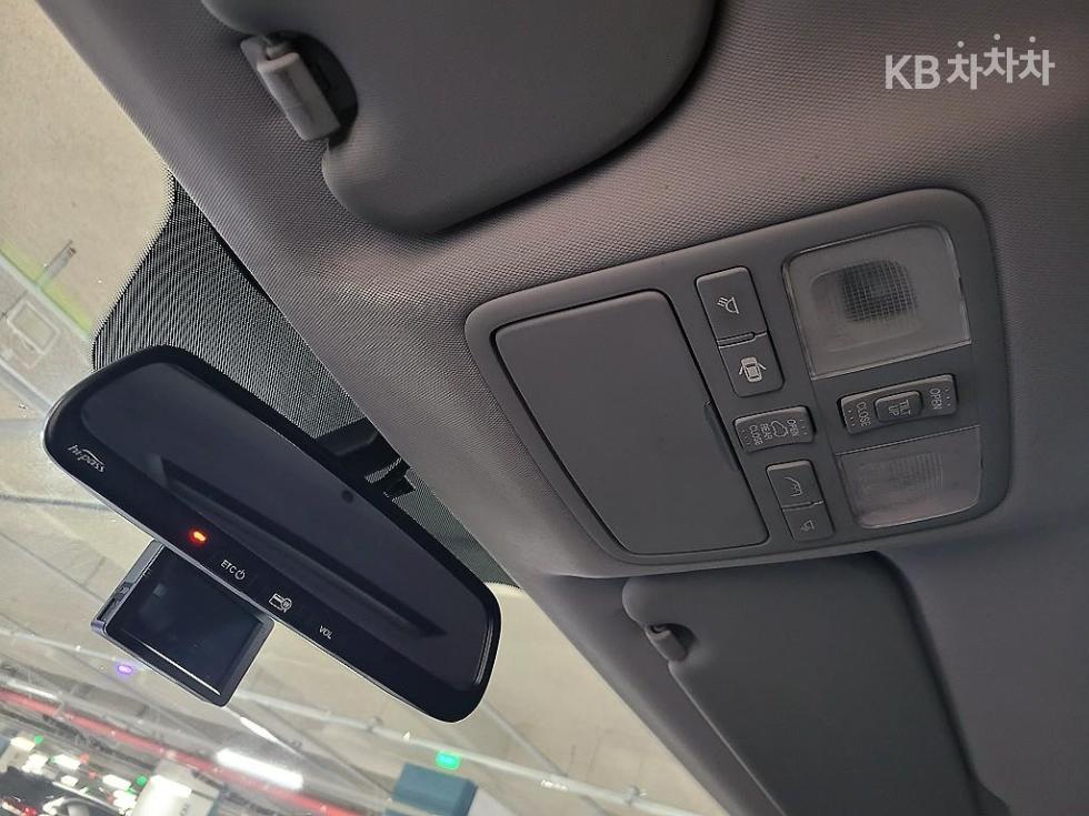 Hyundai Starex — miniaturë 15