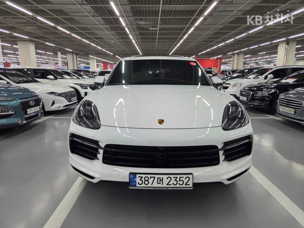 Porsche Cayenne — miniaturë 2