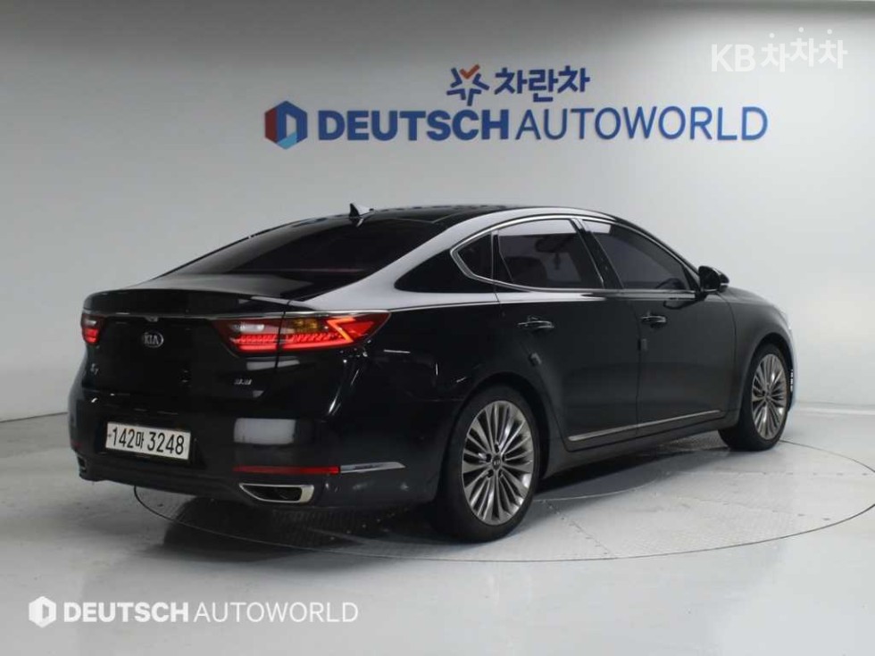 Kia K7 — miniaturë 2