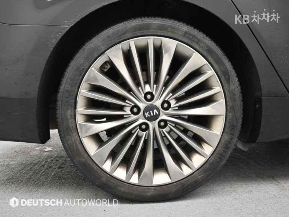 Kia K7 — miniaturë 5