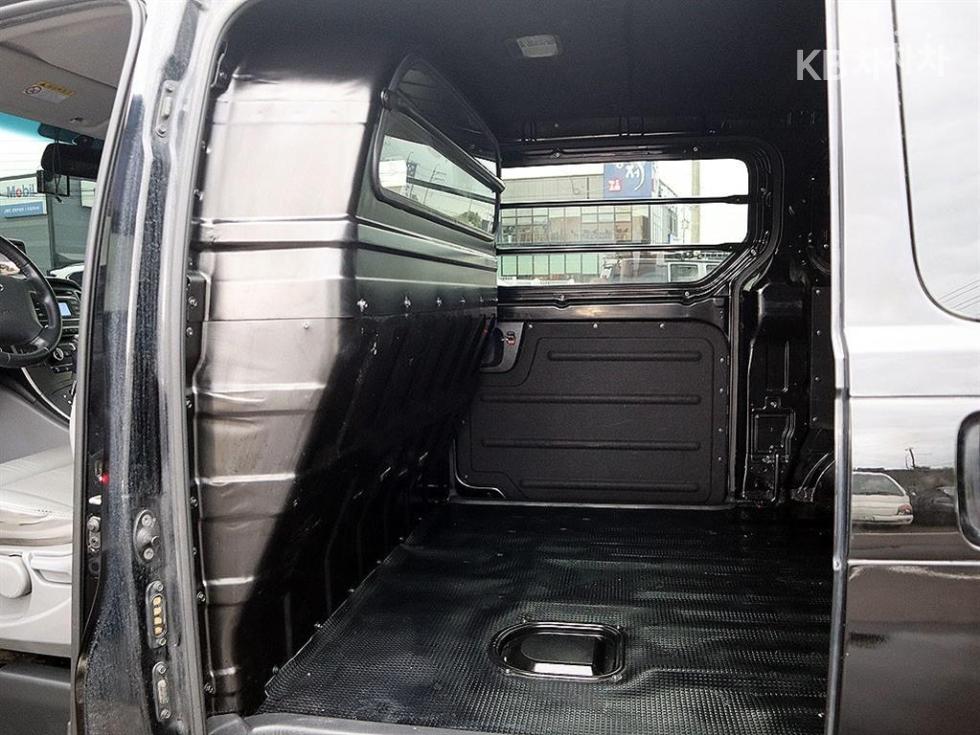 Hyundai Starex — miniaturë 5