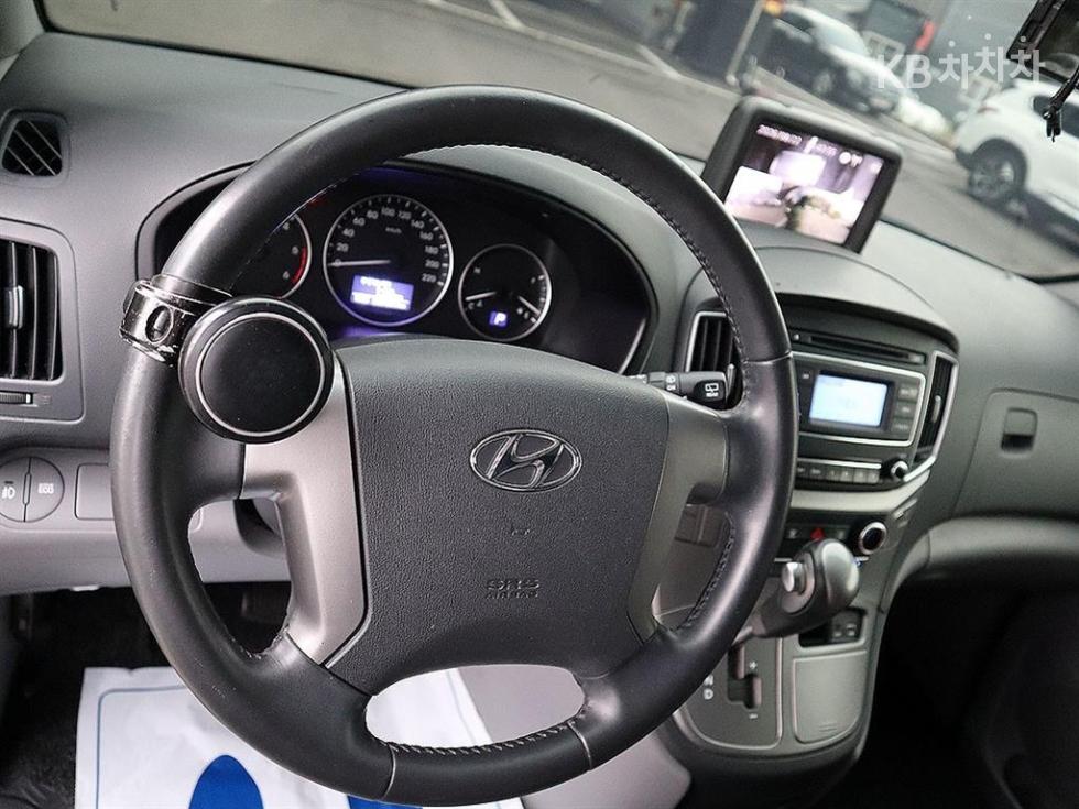 Hyundai Starex — miniaturë 8