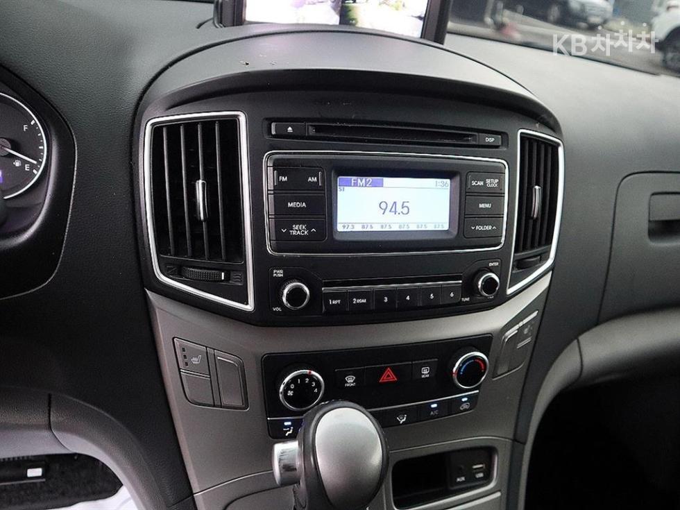 Hyundai Starex — miniaturë 12