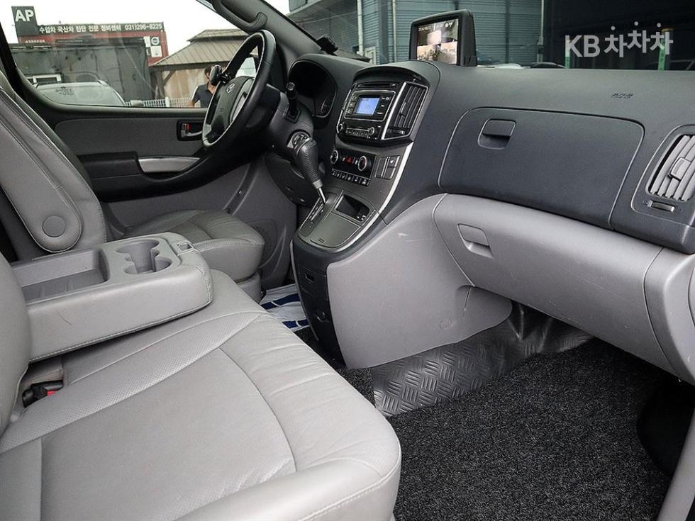 Hyundai Starex — miniaturë 13