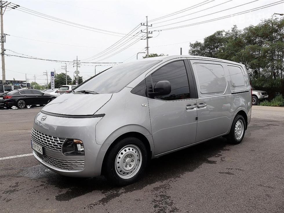 Hyundai Staria — miniaturë 2
