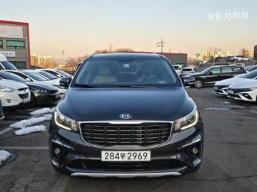 Kia Carnival 9인승 2.2 디젤 프레스티지 — foto 1
