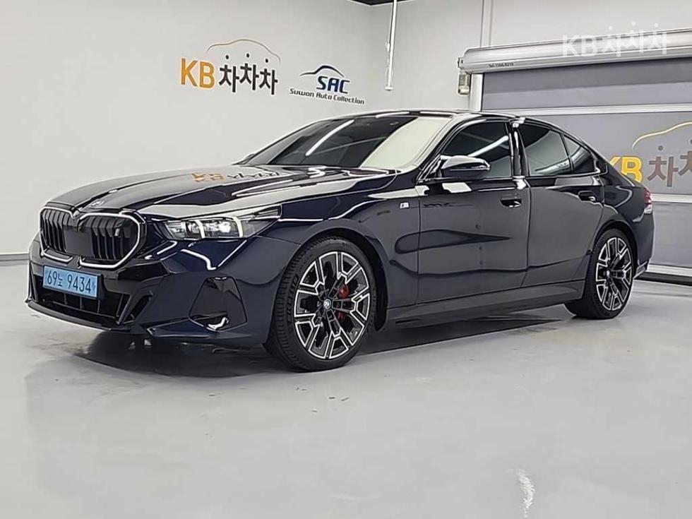 BMW i5 2023년식 BMW i5 eDrive 40 M Sport Pro
