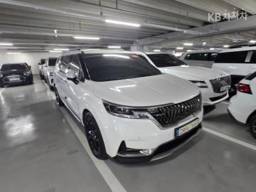 Kia Carnival D2.2 9인승 시그니처 — foto 1