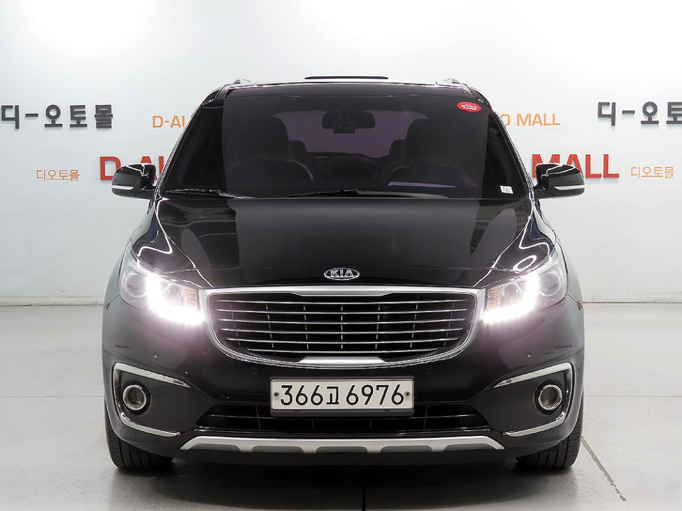 Kia Carnival — miniaturë 2