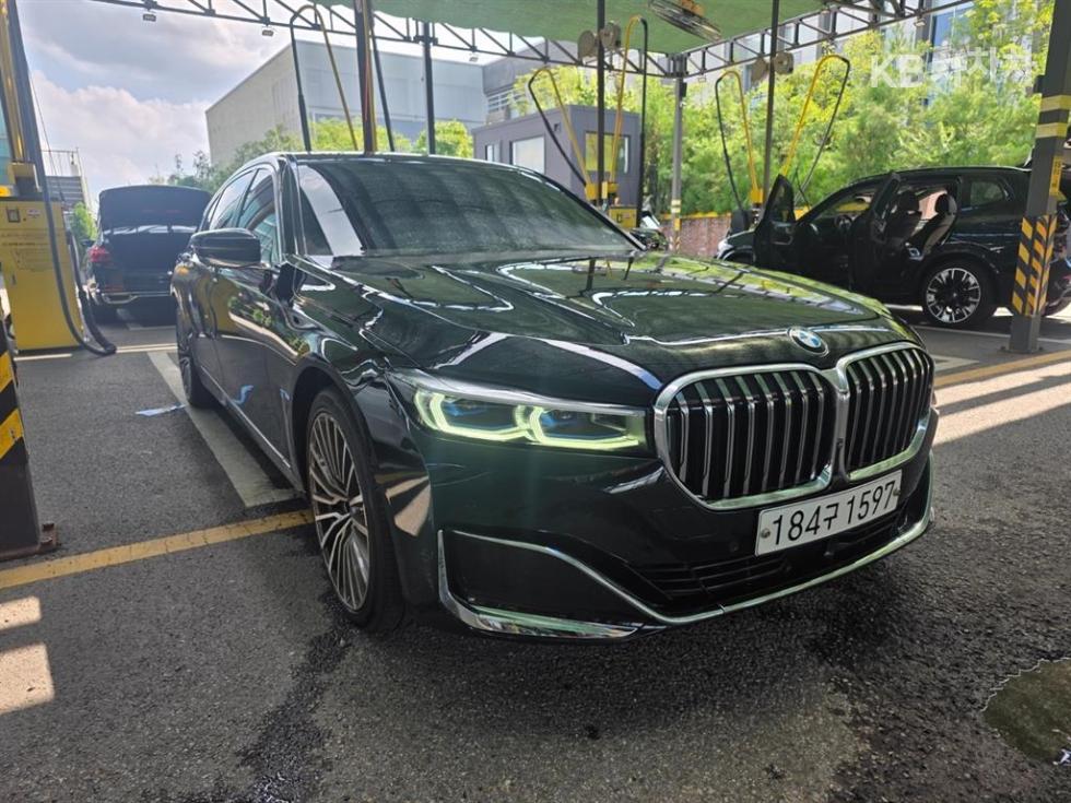 بي إم دبليو 7-Series