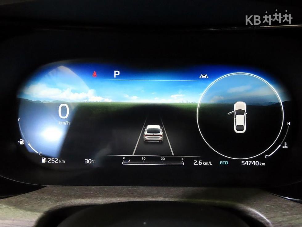 Kia K5 — miniaturë 9