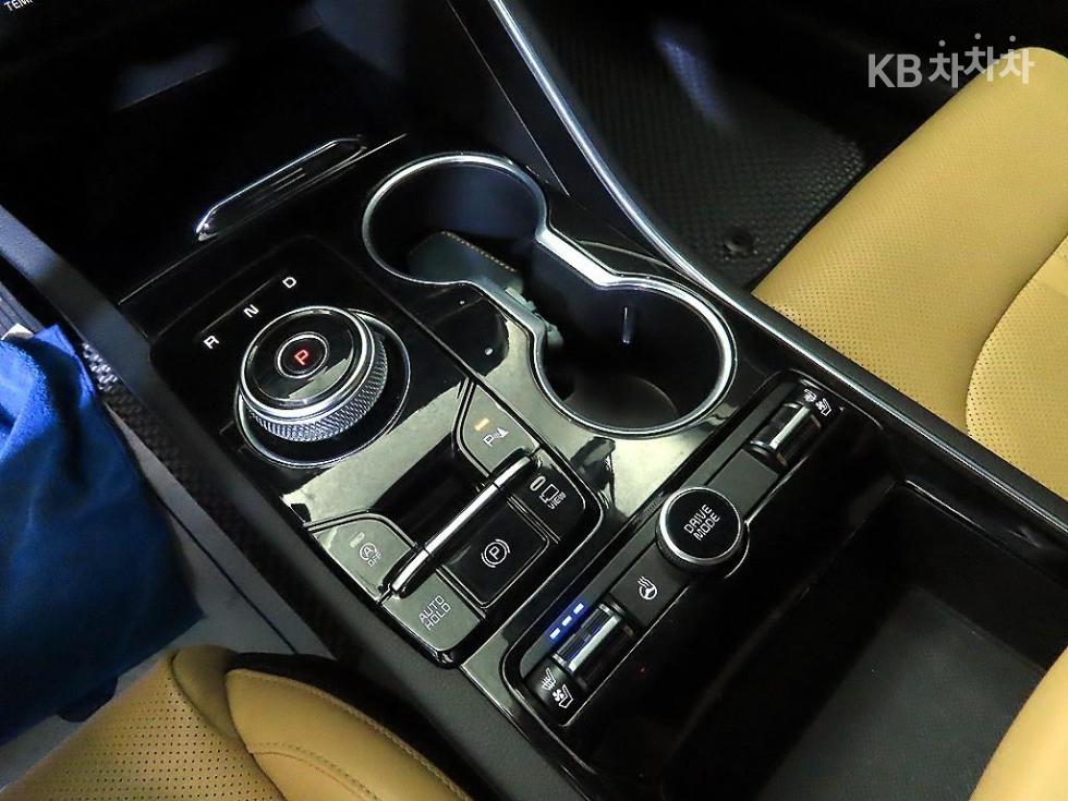 Kia K5 — miniaturë 12