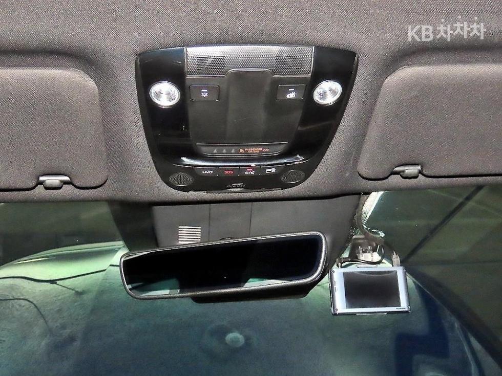 Kia K5 — miniaturë 17