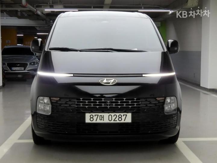 Hyundai Staria 3.5 LPG 카고 3 모던 — foto 1